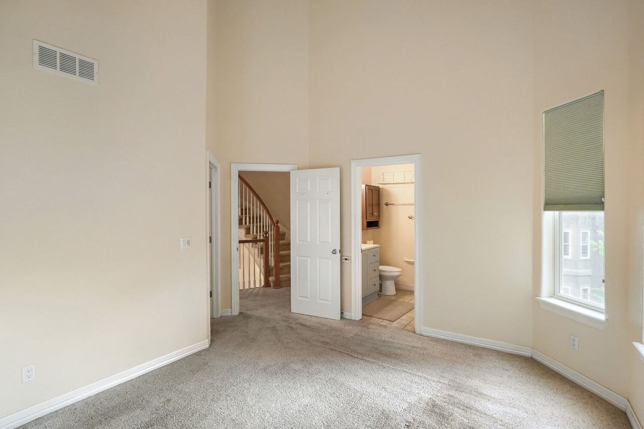 692 Louis Dr #1 - Photo 5 of 43