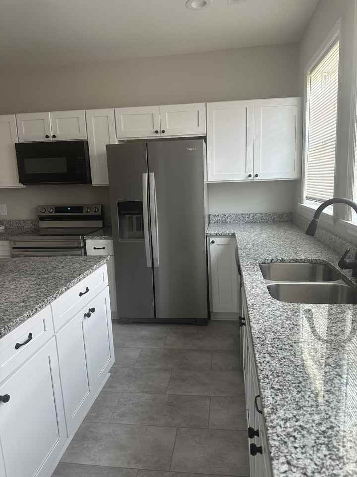298 E Fremont Ave #1 - Photo 5 of 20