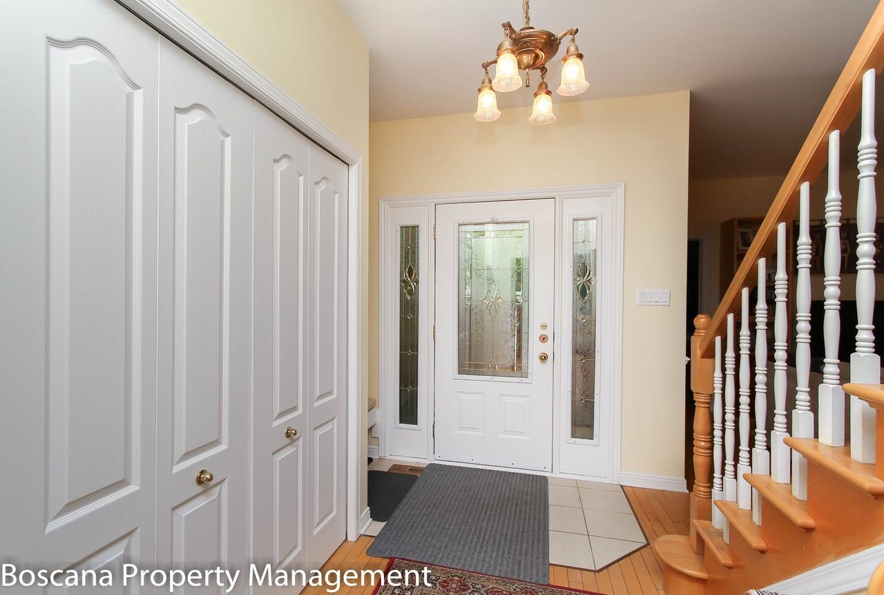 437 Riverdale Ave #1 - Photo 3 of 29