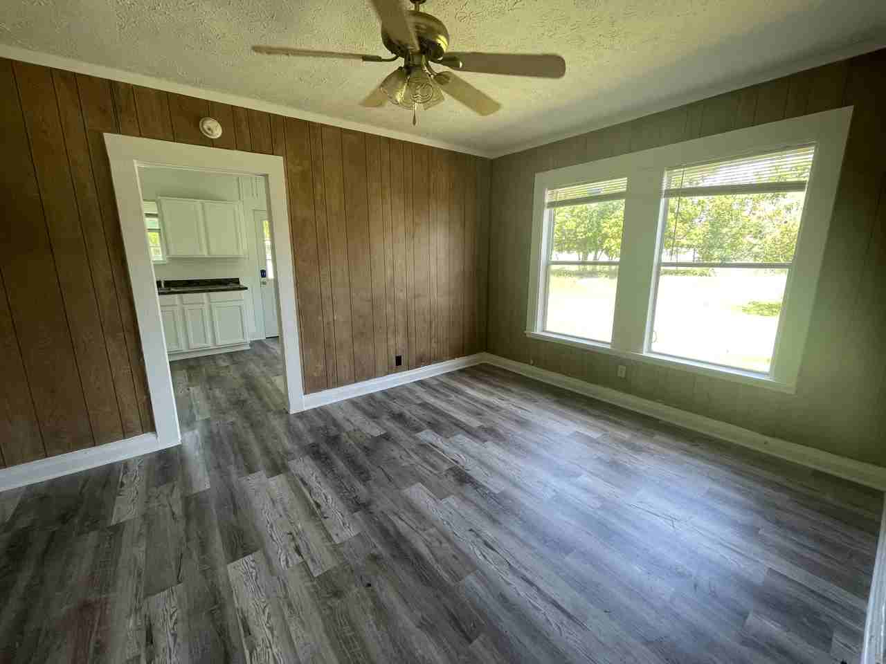 206 S King St #B - Photo 4 of 6