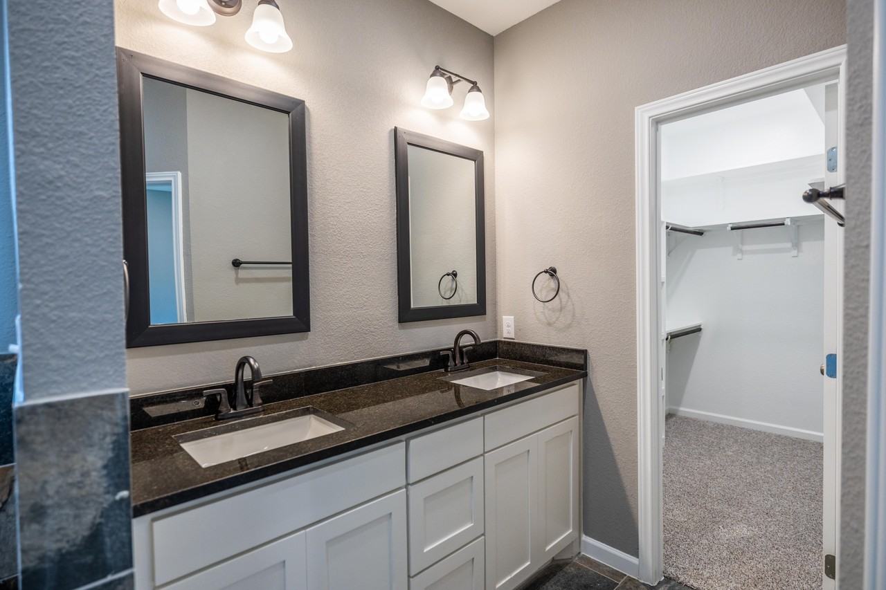 207 S James St #1 - Photo 2 of 12