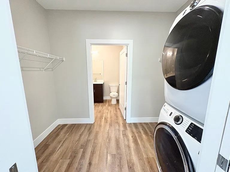 501-E Mcknight Cir #501E - Photo 5 of 8