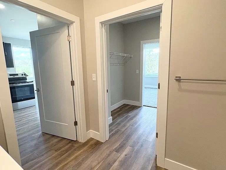 502-E Mcknight Cir #502E - Photo 3 of 8