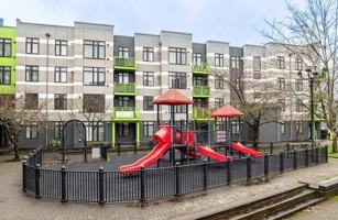featured image of 5845 Ne Hoyt St