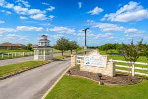 featured image of 121 Legendary Trail Loop #1