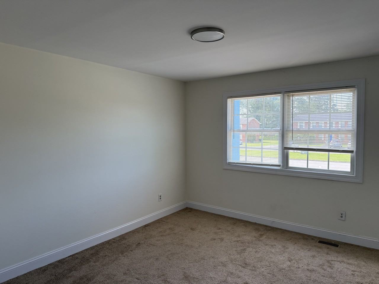 3810 Symi Circle - 1Apt 15 #1 - Photo 7 of 8