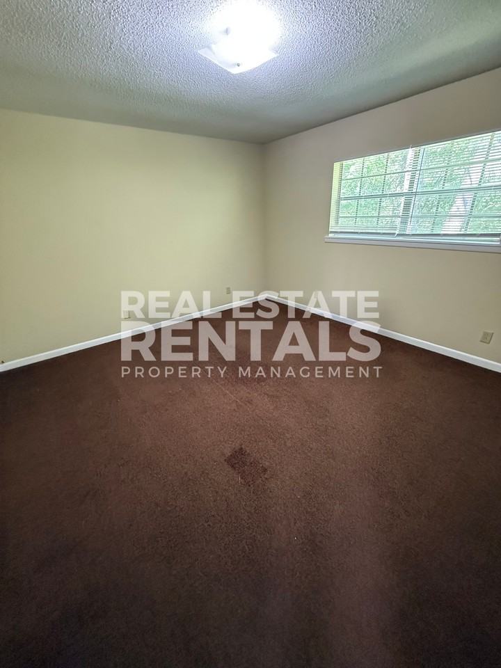 510 Newman Ln #332 - Photo 6 of 7