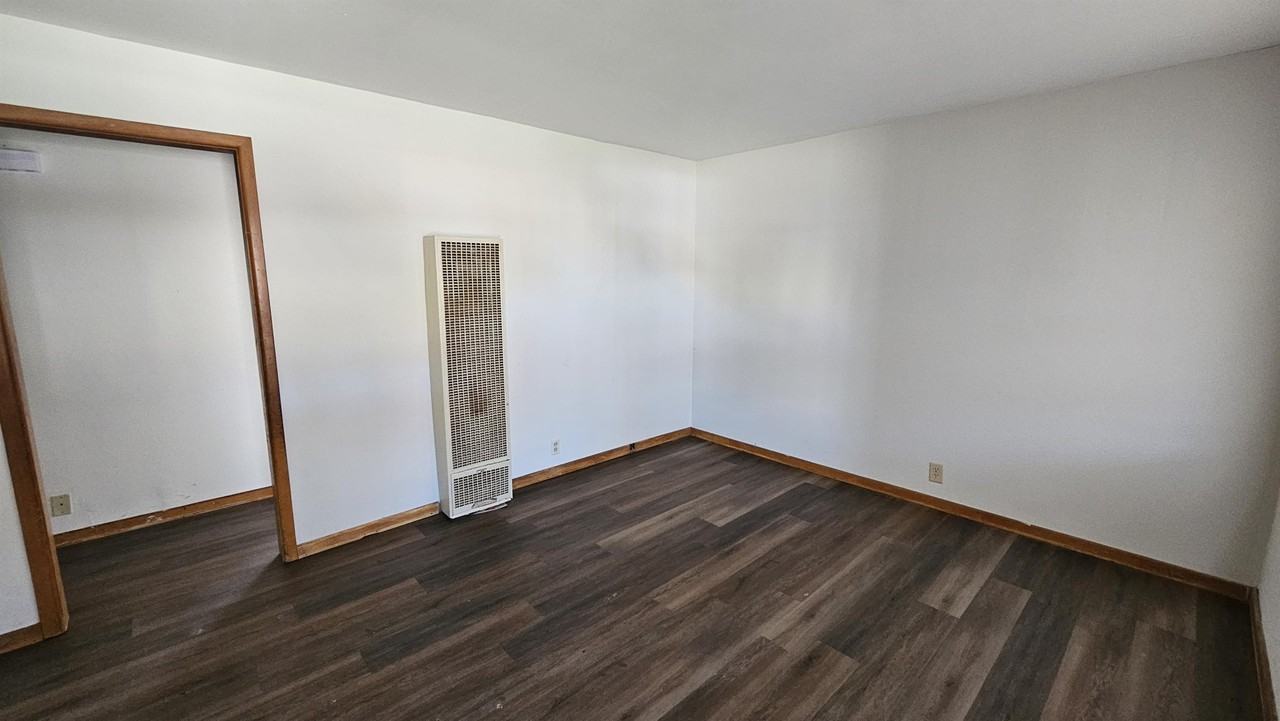 920 S San Pablo Ln #2 - Photo 2 of 6