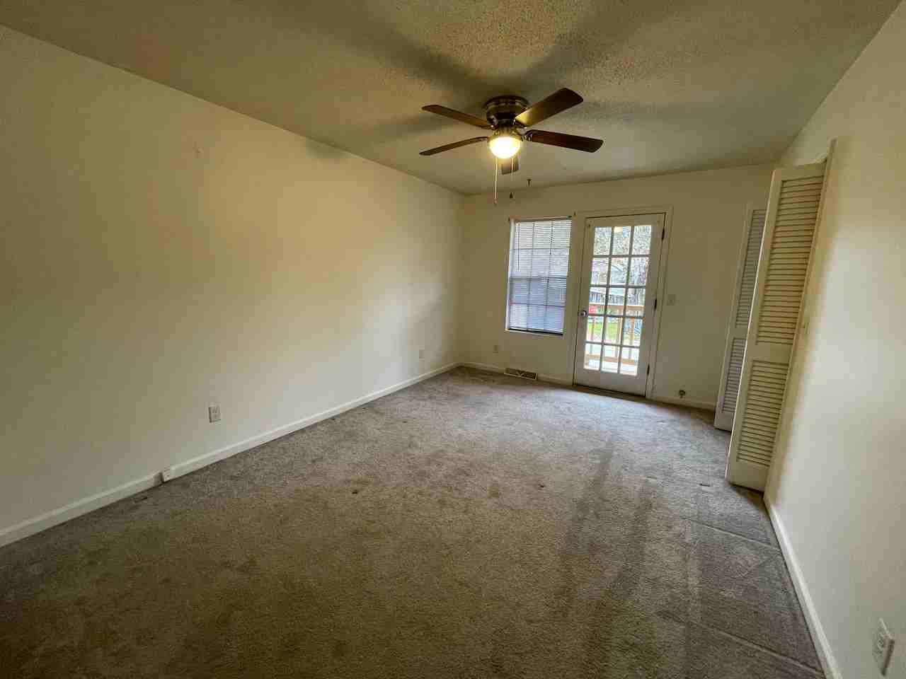 108 Kimeran Ln Apt B #B - Photo 6 of 6