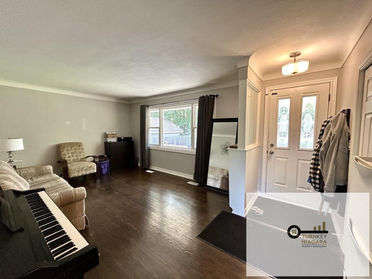 25 Brentwood Drive - Photo 4 of 17