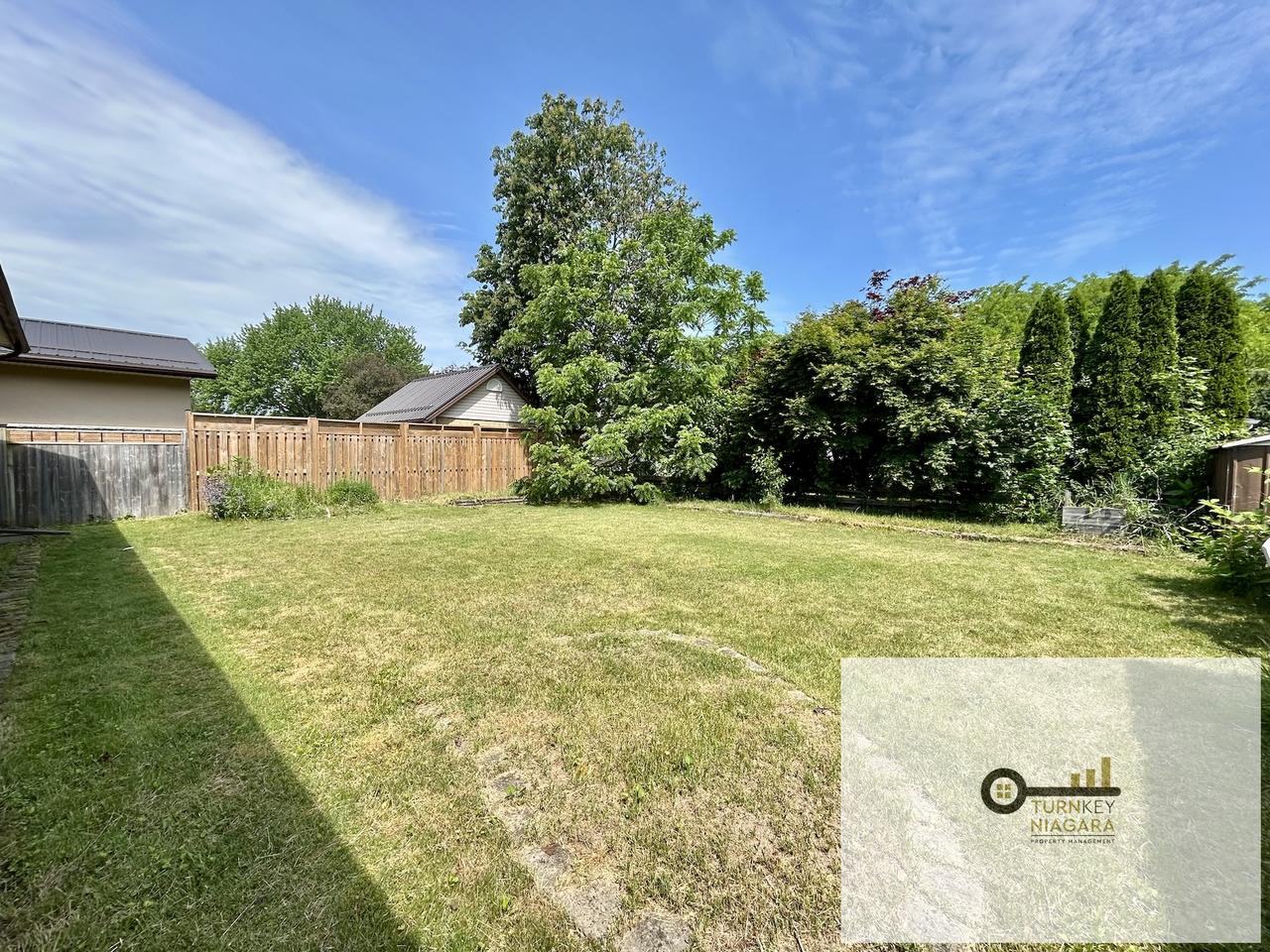25 Brentwood Drive - Photo 3 of 17