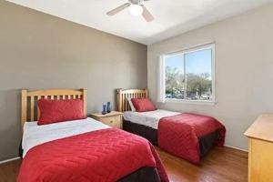 featured image of 2901 E Olympic Blvd