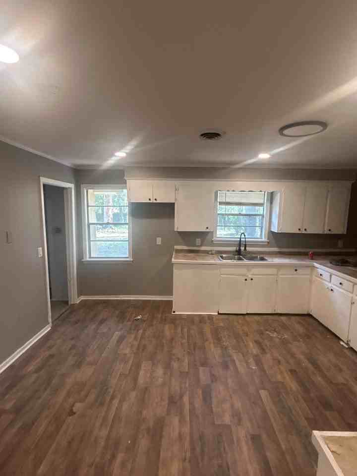 1114 Garden Park Dr #1 - Photo 7 of 10