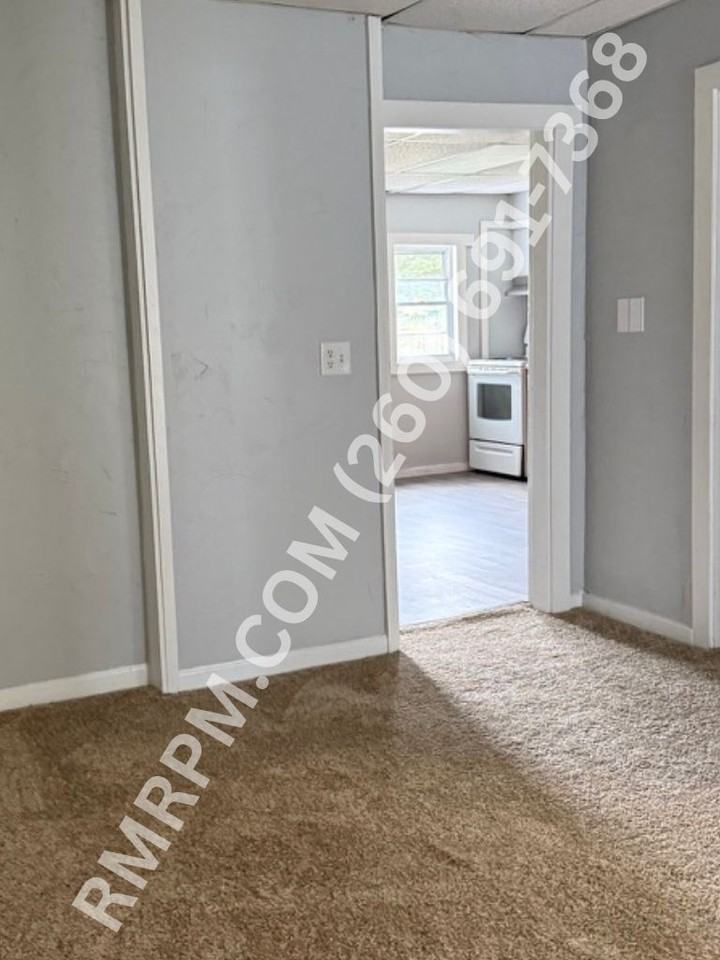 641 Byron St #1 - Photo 7 of 18