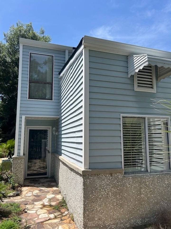 309 Maple St - Photo 2 of 19
