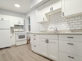 524 Pitt St W #104 - Photo 1 of 1