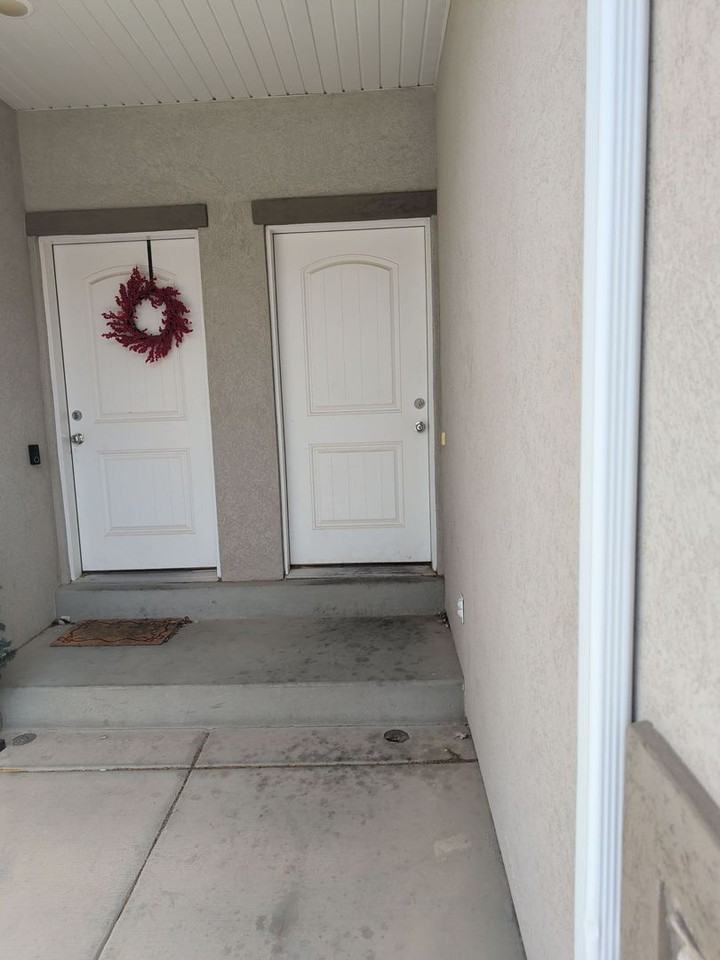 173 E Fiddlers Canyon Rd #39 - Photo 3 of 5