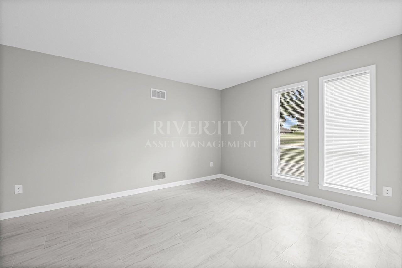 1785 Santa Clara Ave #1 - Photo 6 of 19