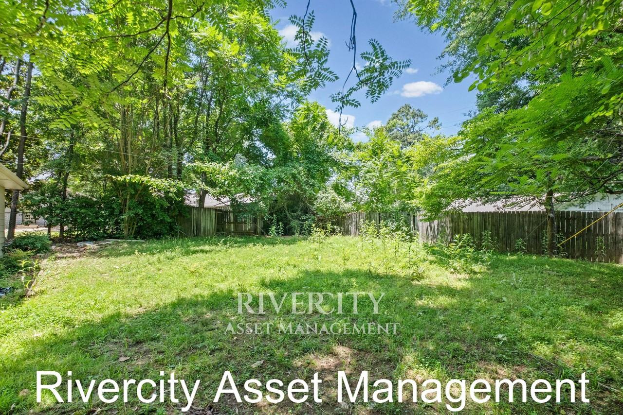 4828 Knight Arnold Rd #1 - Photo 4 of 18