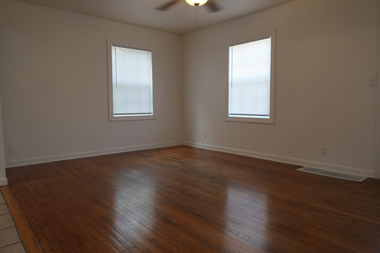 2144 Continental St #1 - Photo 3 of 10