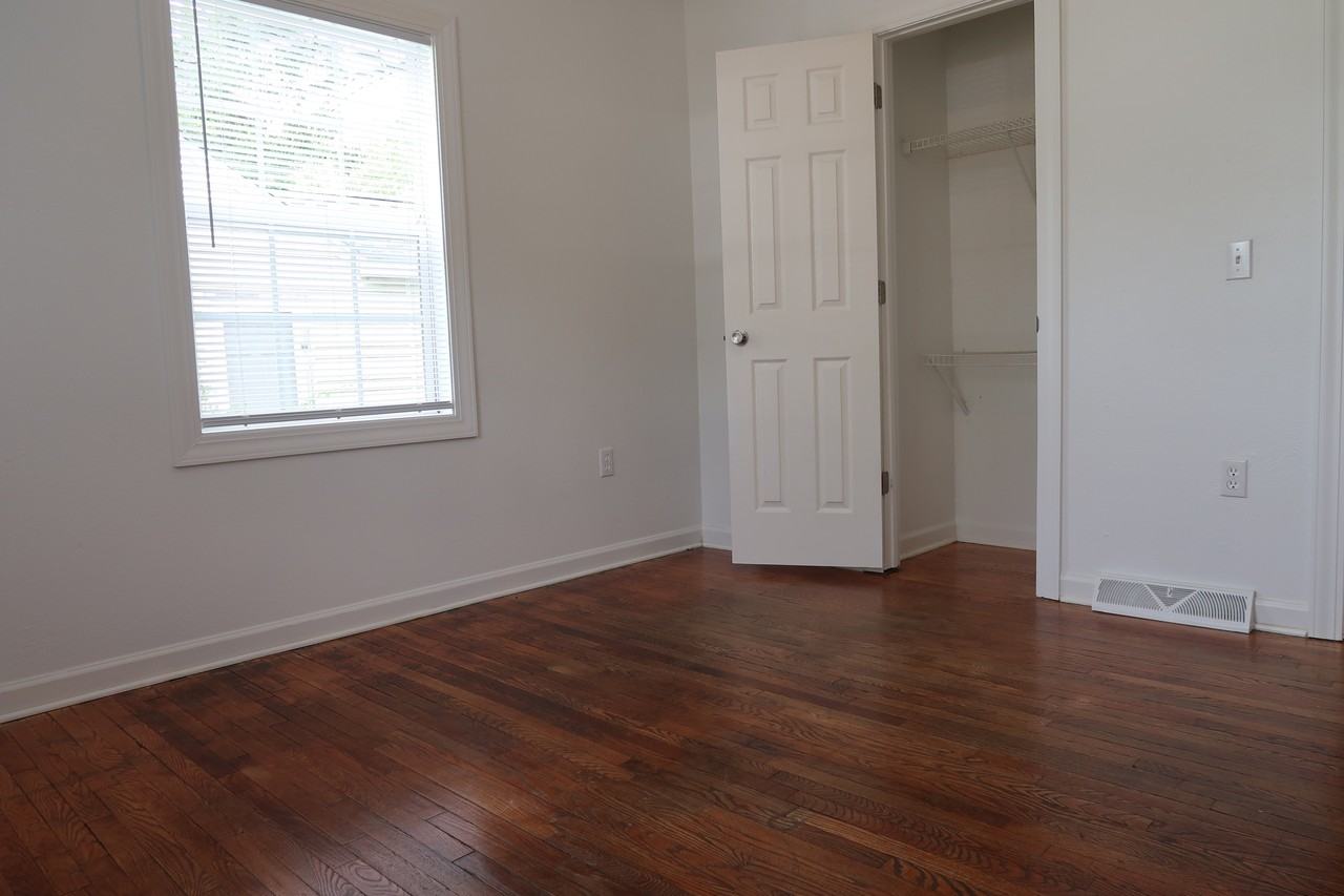 2144 Continental St #1 - Photo 6 of 10