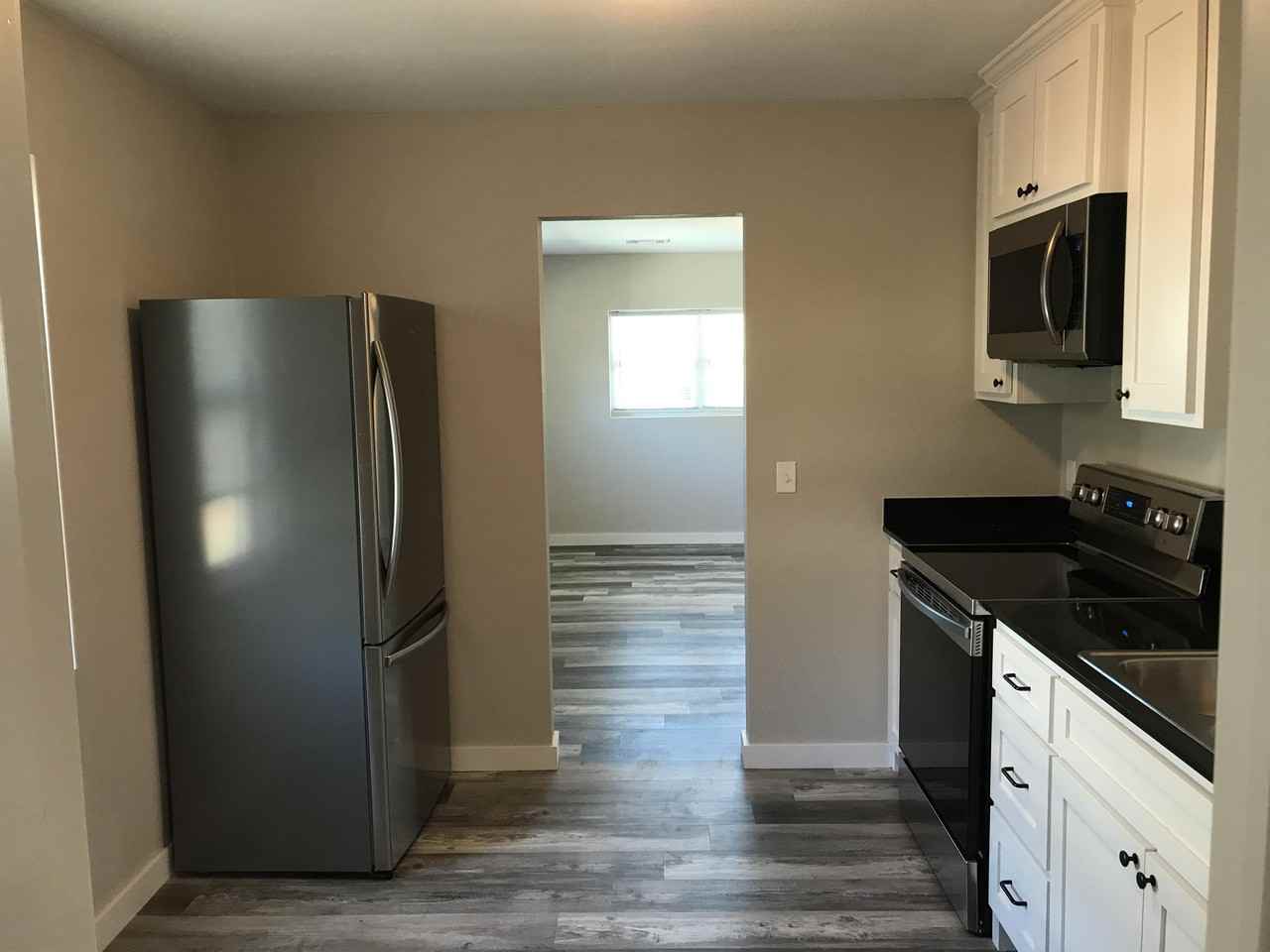 405 East Smith StreetUnit #201 - Photo 3 of 15