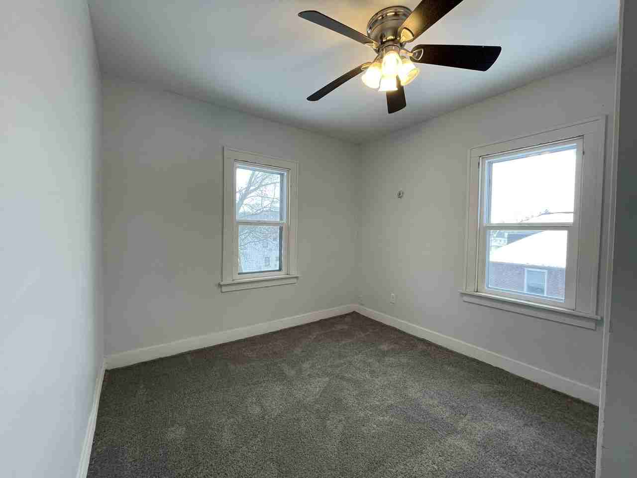 516 W Calvert St #3 - Photo 3 of 7