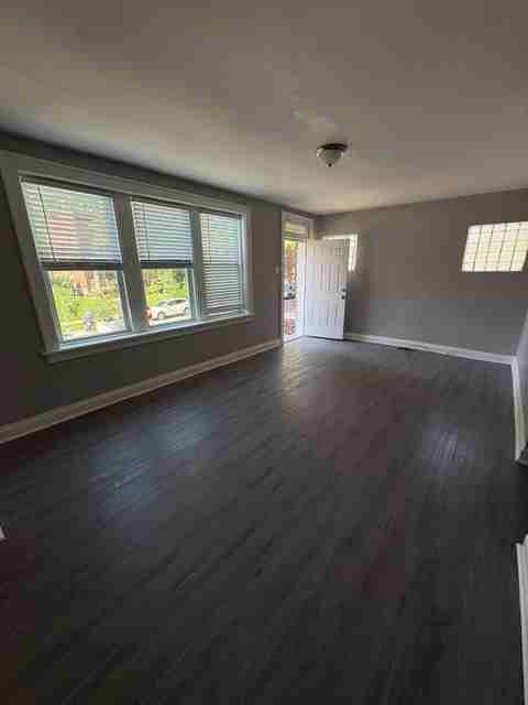 3459 Osage St 1st Fl - Photo 3 of 13