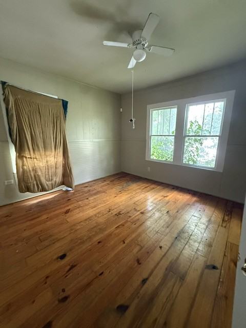 2453 Jefferson Ave #1 - Photo 6 of 8