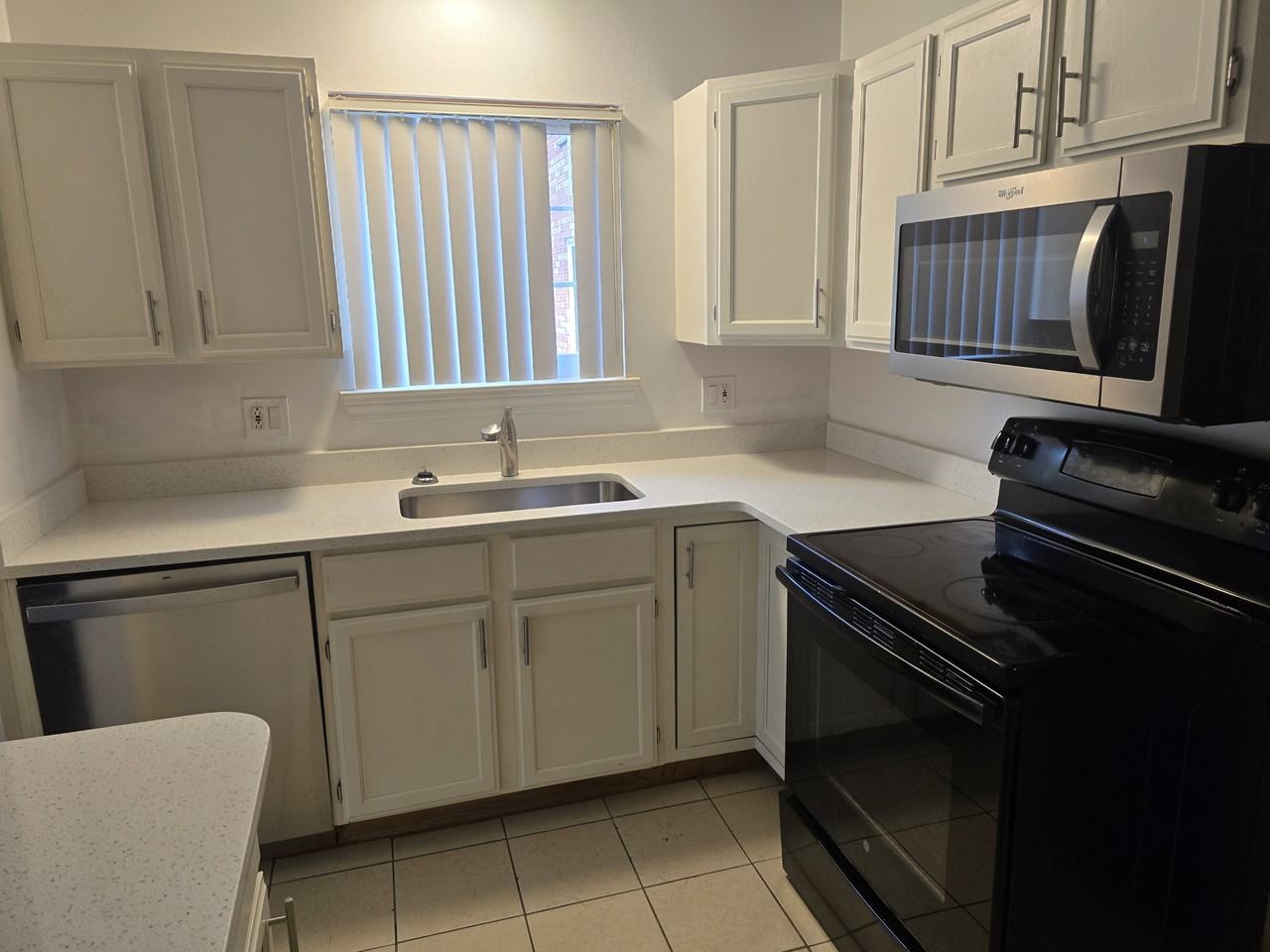 30256 Southfield Road - 1Apt 186 #1 - Photo 2 of 12