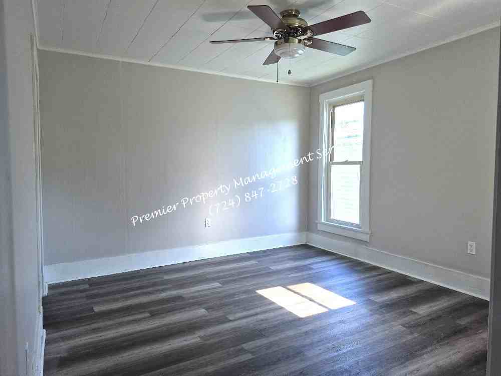 1400 4th Ave #2 - Photo 4 of 16