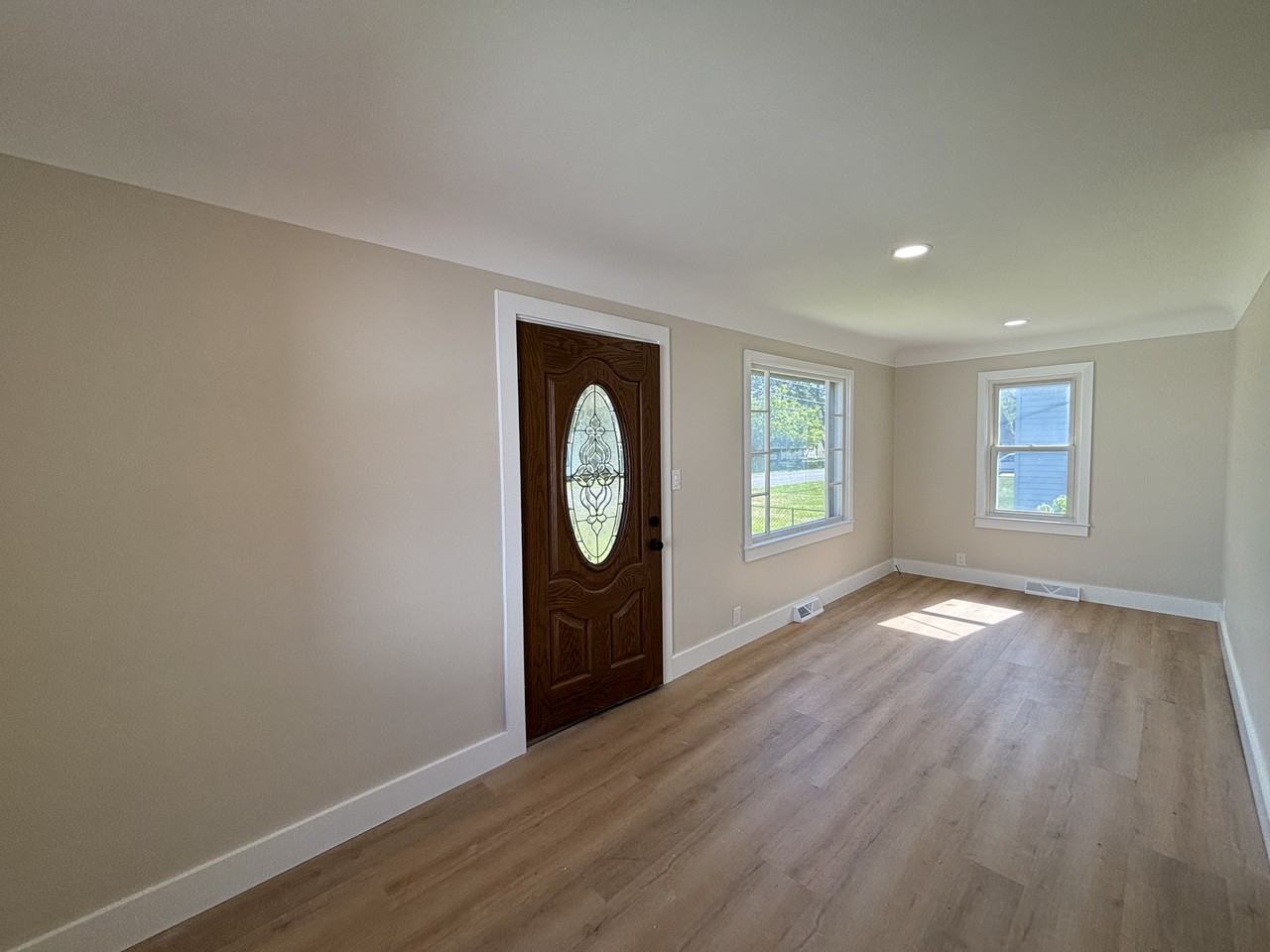 2130 Brady Ave #1 - Photo 3 of 5