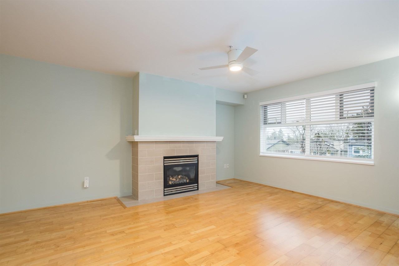 3580 41st Ave W #202 - Photo 3 of 14