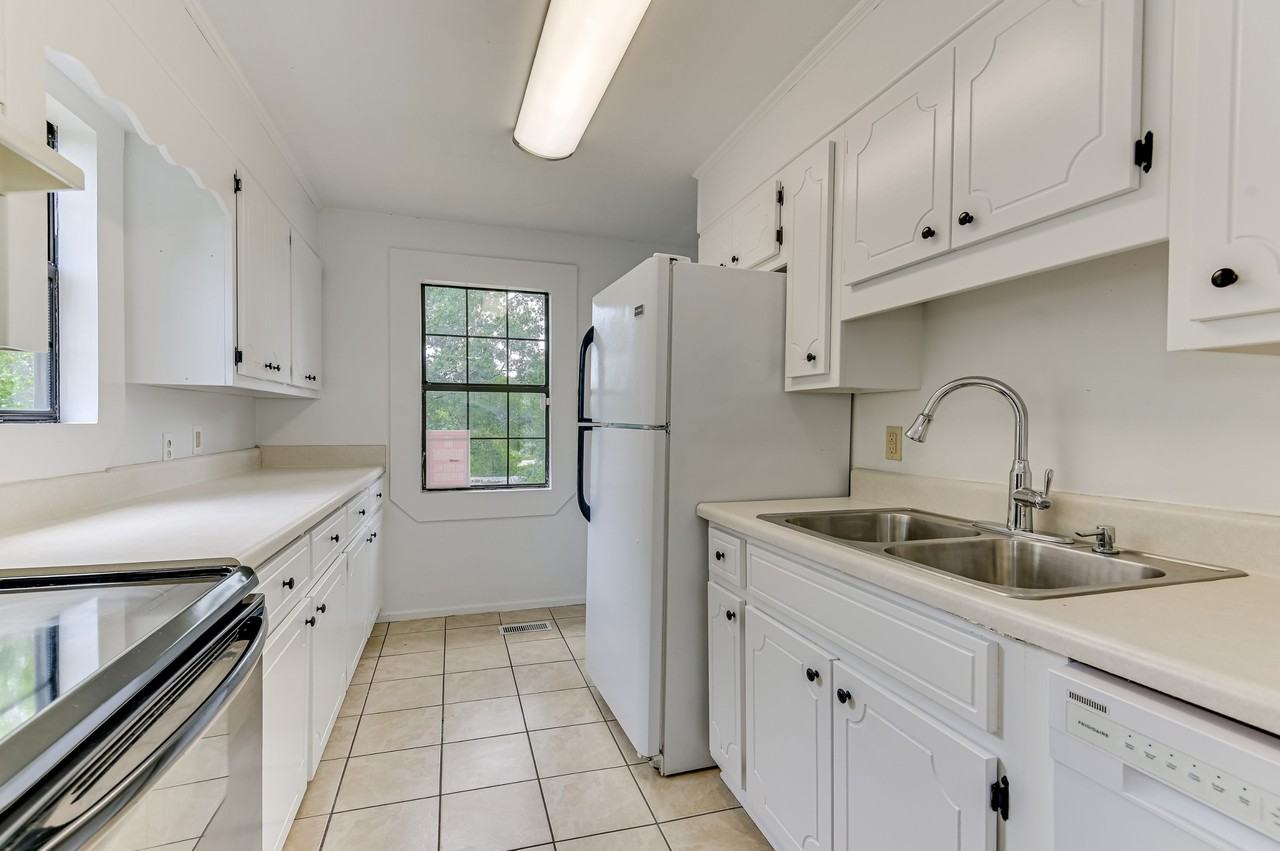 2446 Young Dr #1 - Photo 7 of 23