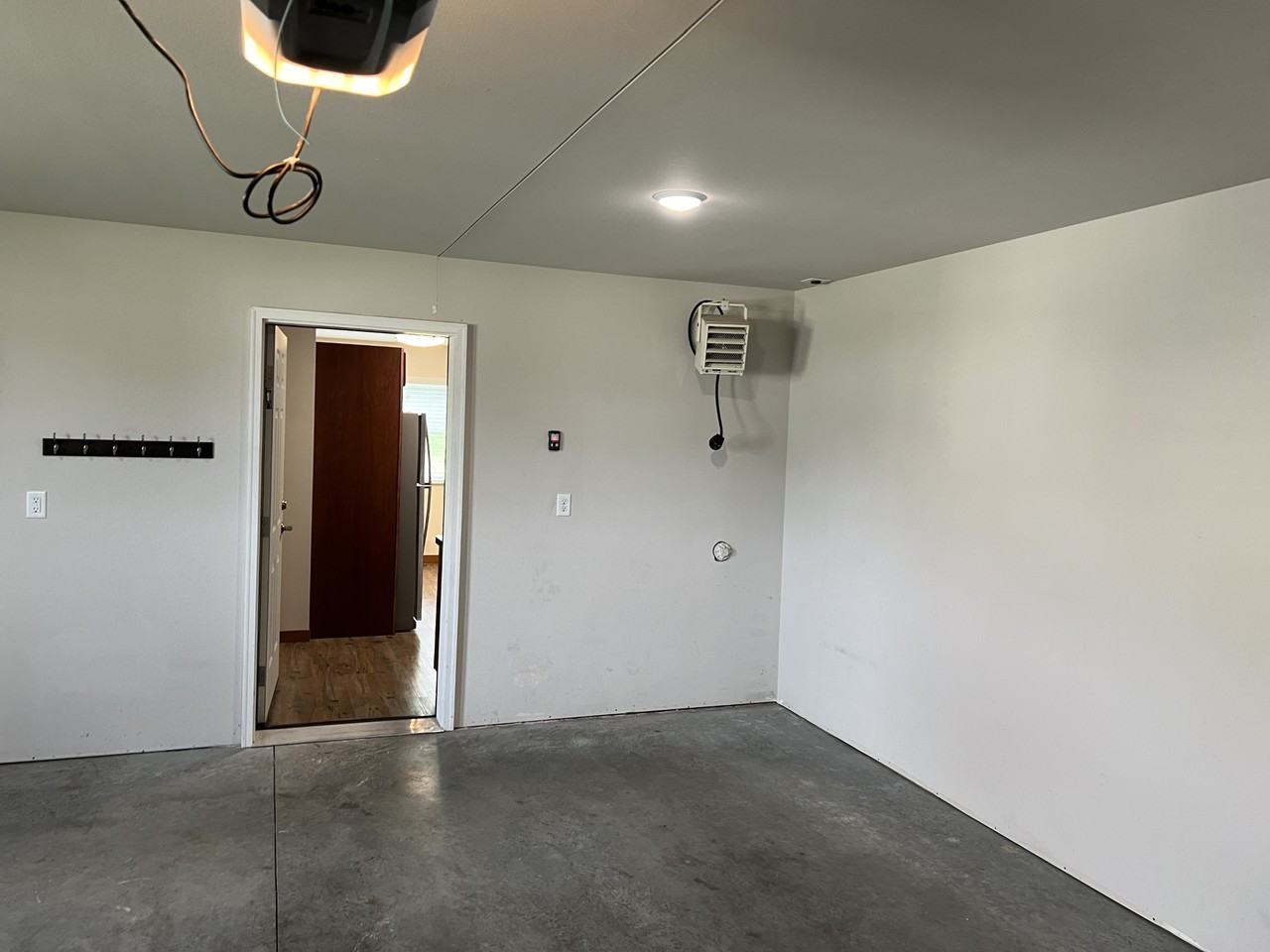 1247 Salem Dr #1 - Photo 3 of 17
