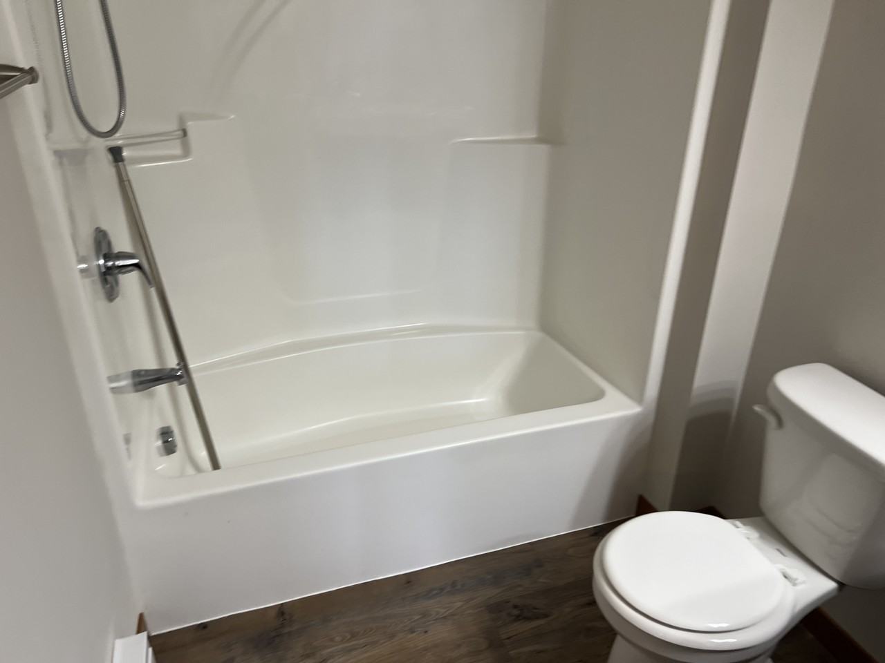 1247 Salem Dr #1 - Photo 7 of 17