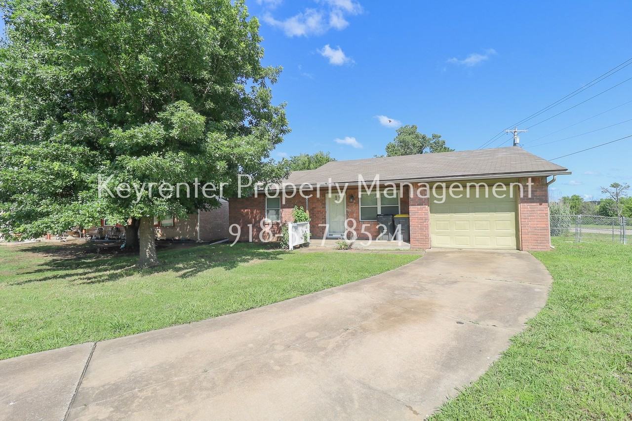 15080 S Xenophon Ave - Photo 2 of 29