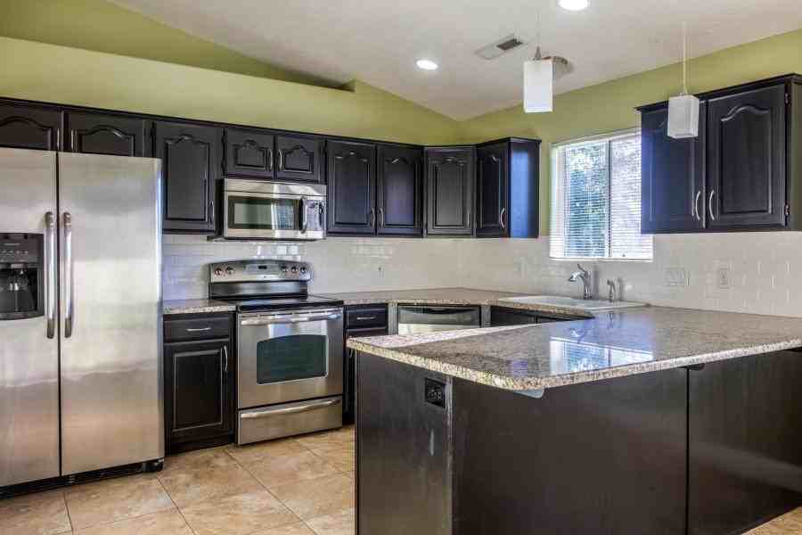 1467 N 1540 W - Photo 5 of 20