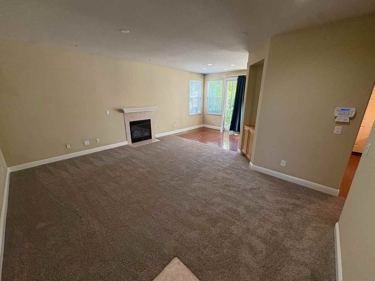 310 W Viento St - Photo 3 of 21