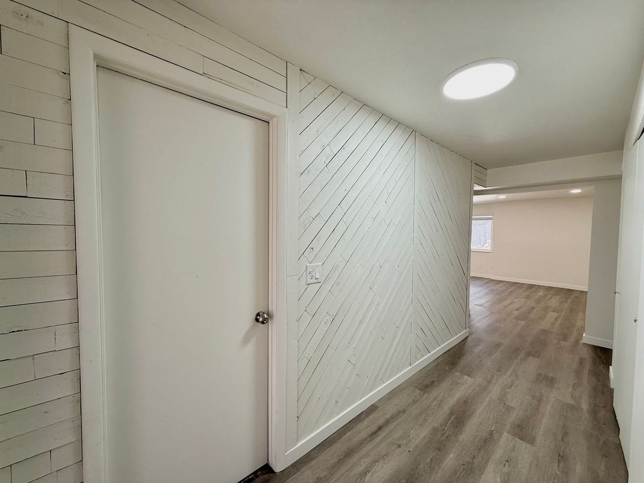 3053 E Branch Dr - Photo 3 of 50