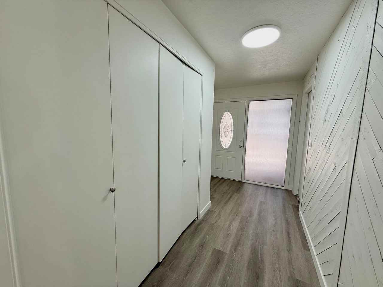 3053 E Branch Dr - Photo 4 of 50