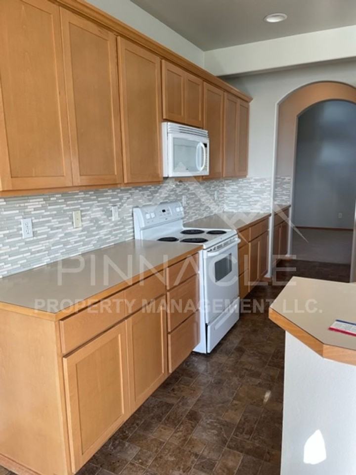 1808 W Clearview Dr - Photo 7 of 29