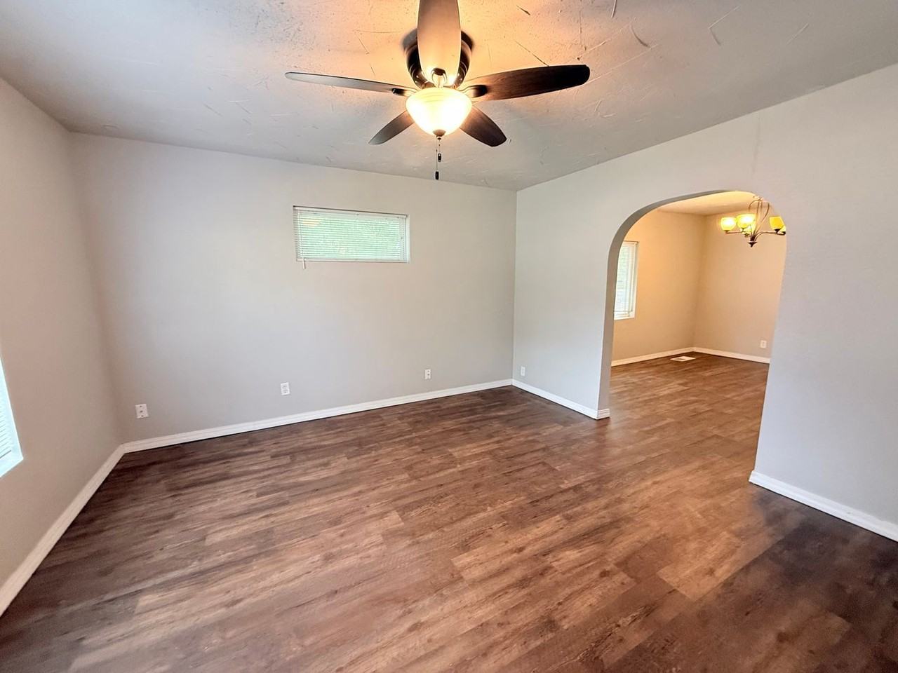 1002 4th Ave S - Photo 5 of 17