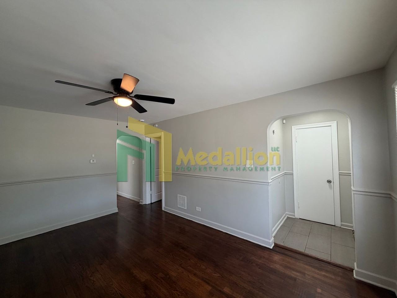 12430 S Wentworth Ave - Photo 3 of 15