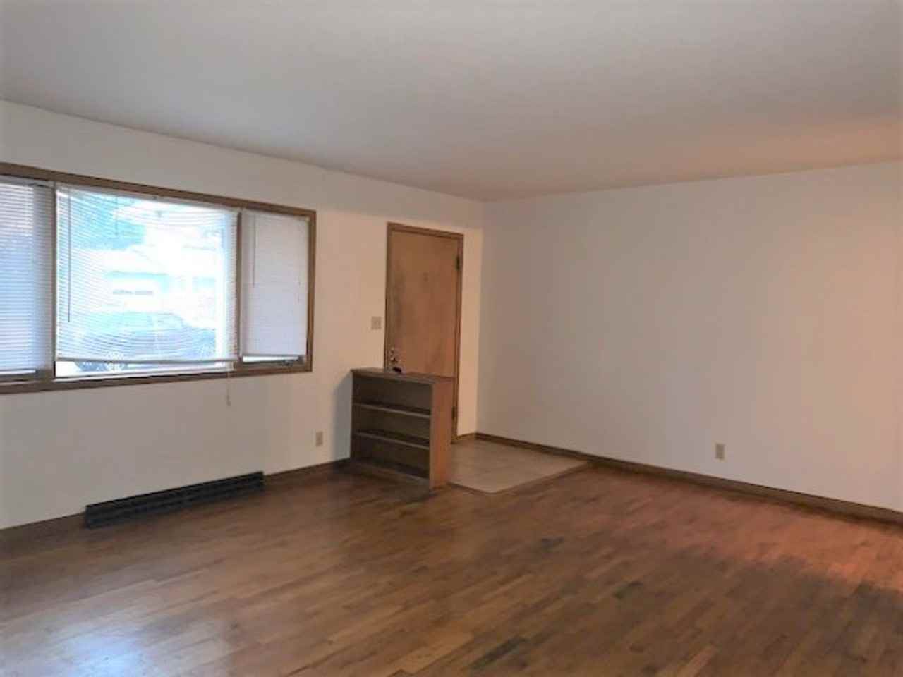 1249 S Cedarbrook Ave - Photo 3 of 15