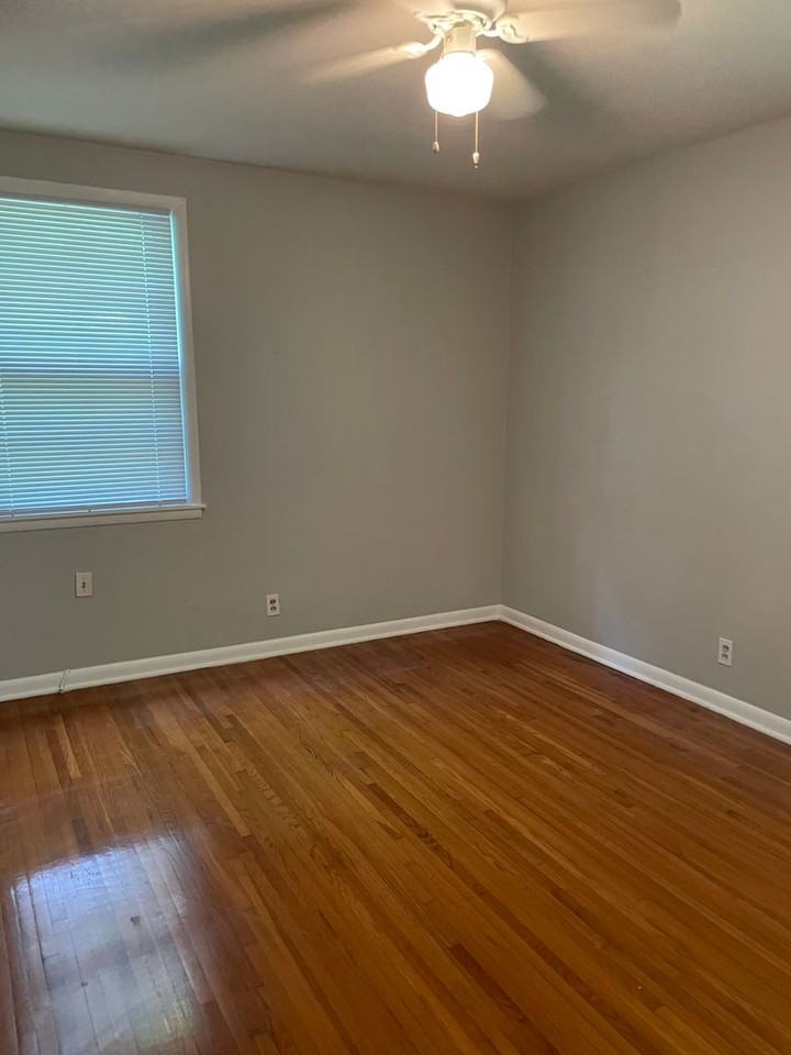 230 Downer Dr - Photo 7 of 16