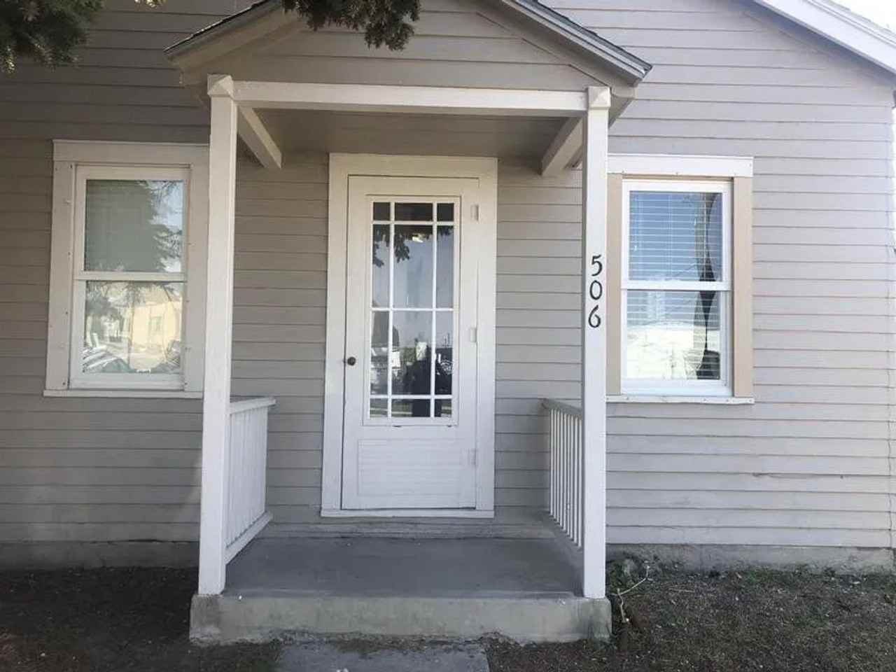 506 N Roberts St - Photo 3 of 12