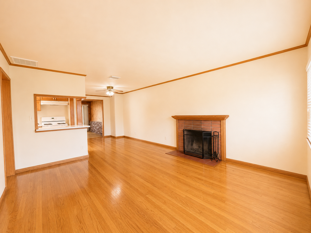 508 N Vermont Ave - Photo 4 of 24