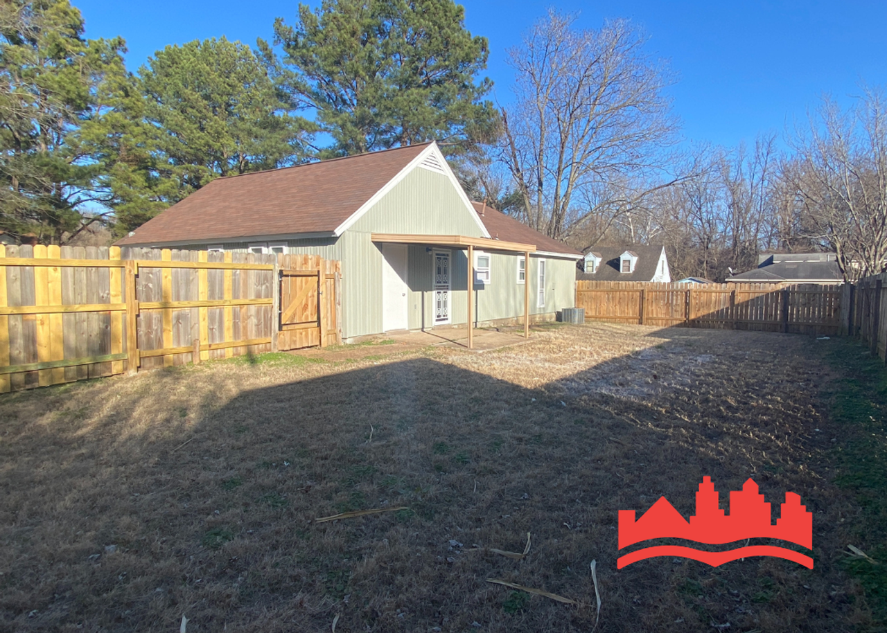 5095 Corkwood Dr - Photo 3 of 15