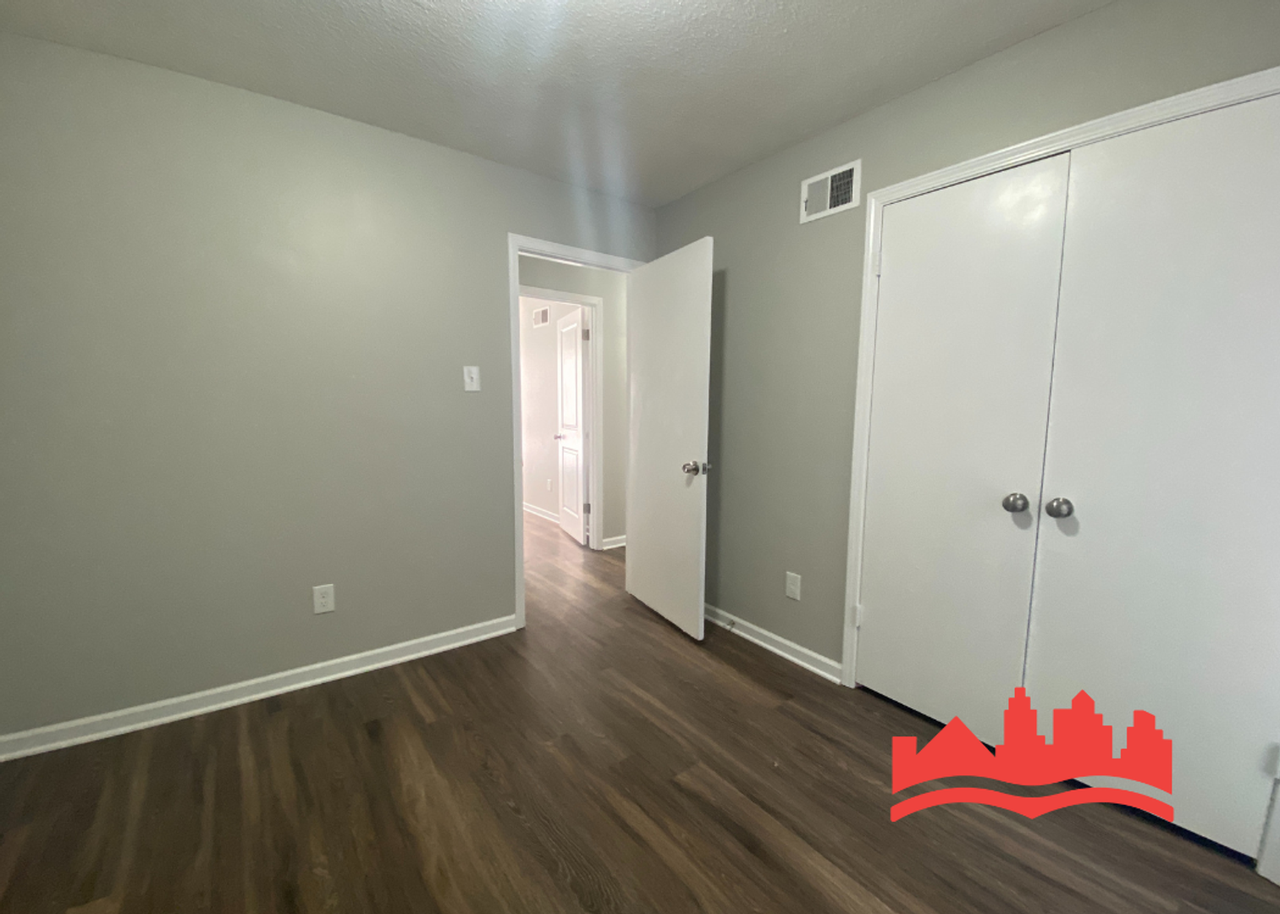 5095 Corkwood Dr - Photo 5 of 15